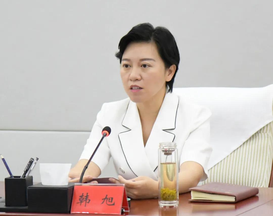 县委书记韩旭主持会议并讲话.