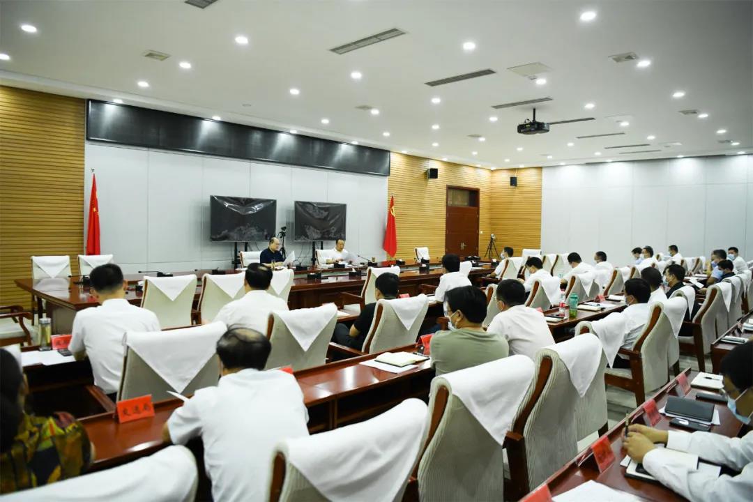 星空体育app官网_梁志彦就新冠疫苗接种工作进行再安排再部署(图1)